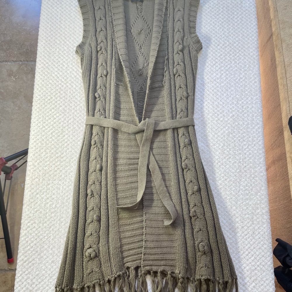 Boho Sweater Fringed Vest, Beautiful Olive Green, Size S, Sophie M